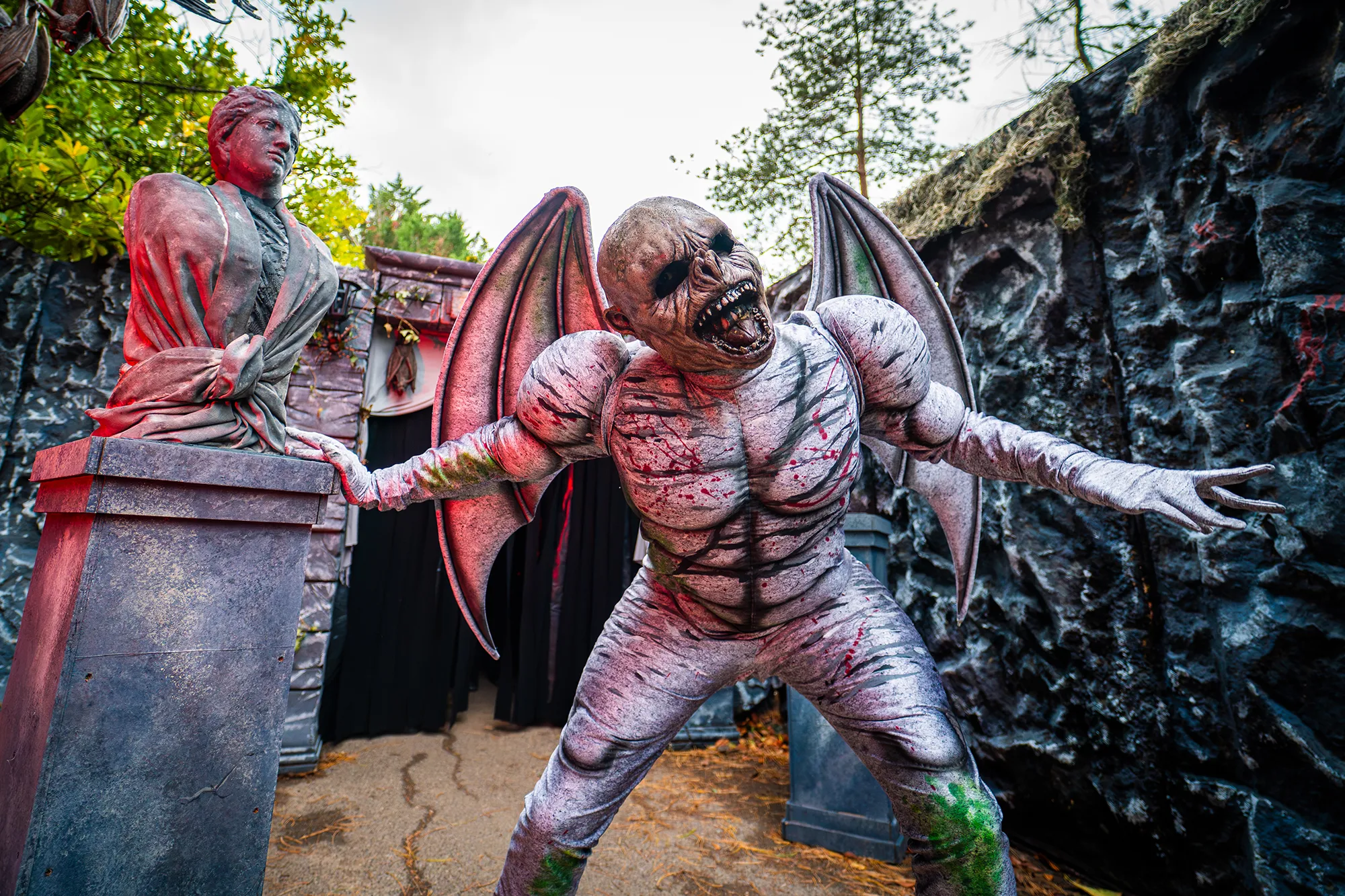 CWOA Halloween Stone Watchers The Vampires Lair HERO (2)