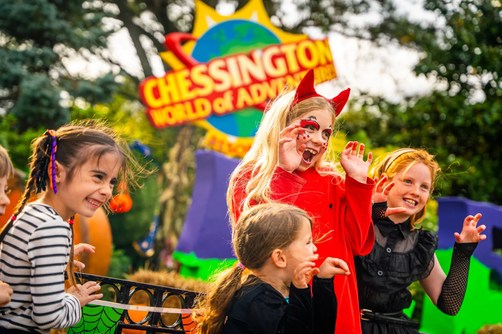 Chessington Howloween, JS 71